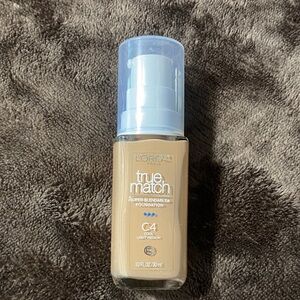 L'Oreal True Match Foundation - Light Peach C4
